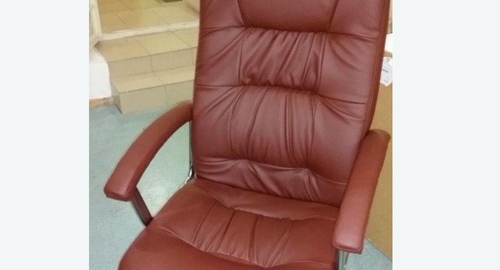 Обтяжка офисного кресла. Дрезна
